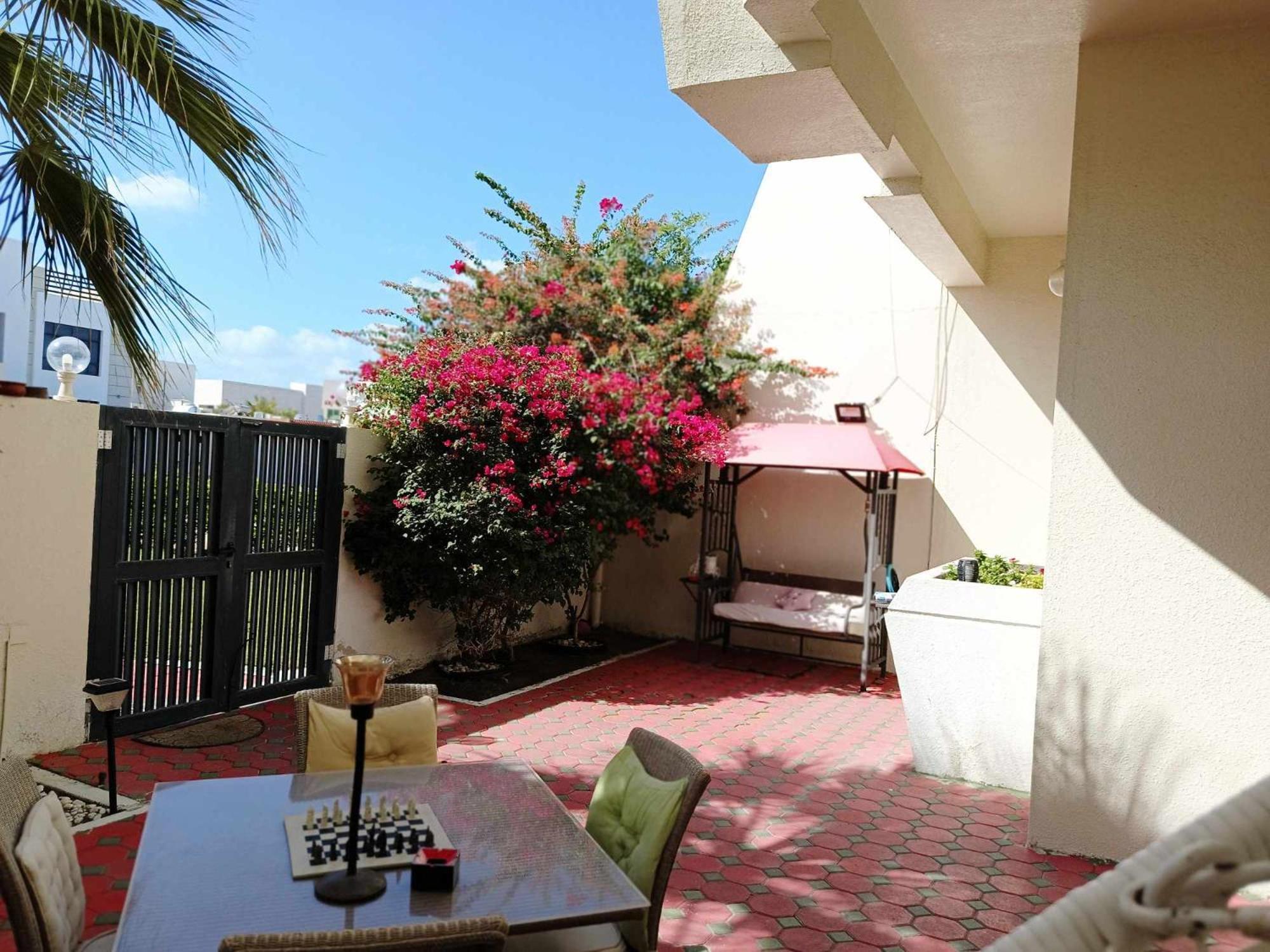 Jumeirah Beach Villa Дубай Экстерьер фото
