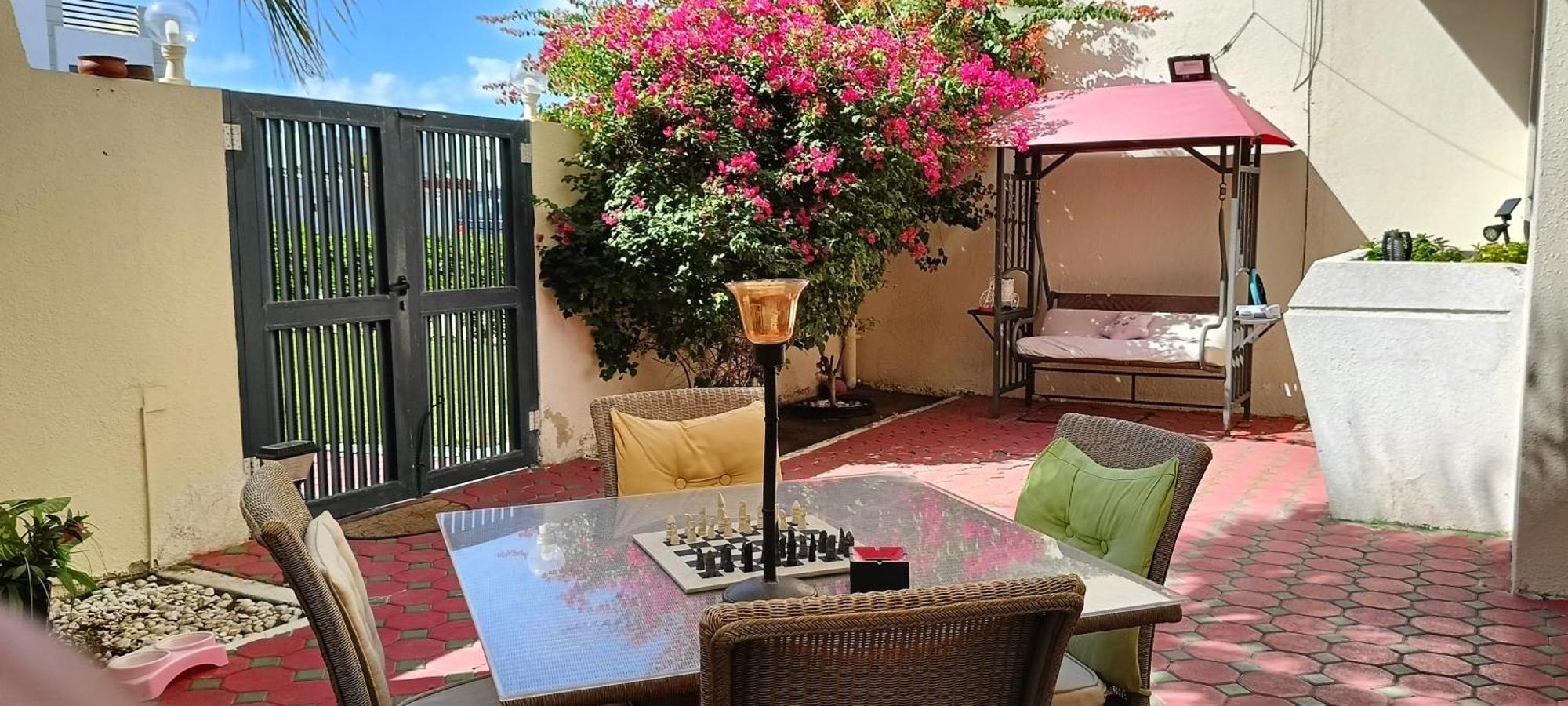 Jumeirah Beach Villa Дубай Экстерьер фото